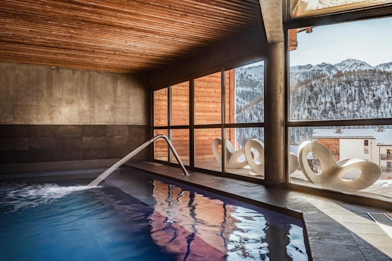 Le Chaberton, Renove En 2021, Pied Des Pistes Et Spa Montgenevre Exterior photo
